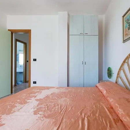 Holiday home Villetta Pinedo